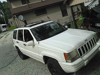 Jeep : Grand Cherokee Limited Sport Utility 4-Door 1998 jeep grand cherokee limited sport utility 4 door 5.2 l