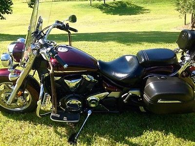 Yamaha : V Star Hard Sattle Bags, Engine Guard, Running Lights, CB/Radio/IPOD hook up