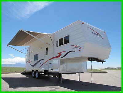 2011 FIRESTORM  TOY HAULER 5TH WHEEL LIKE NEW W/GENERATOR