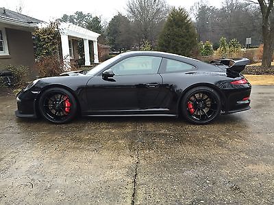 Porsche : 911 GT3 Coupe 2-Door One owner black 991 gt3 with low miles and mods including roll bar and belts