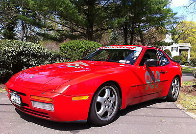 Porsche : 944 Turbo Coupe 2-Door FAST 1986 PORSCHE 944 Turbo Coupe 2-Door 2.5L Guards Red MANY EXTRA'S
