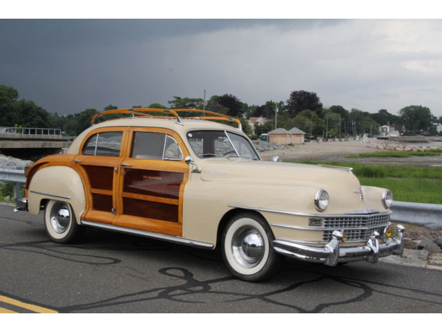 Chrysler : Town & Country TOWN&COUNTRY 1947 chrysler town and country woody great honest car 30 year family owned