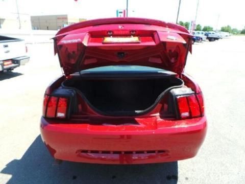 2004 FORD MUSTANG 2 DOOR COUPE, 2