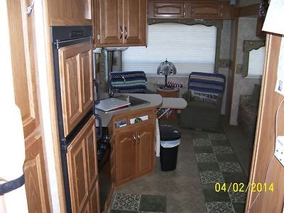 27' Keystone Copper Canyon Fifth Wheel RV.  Excellent condition.  Low miles