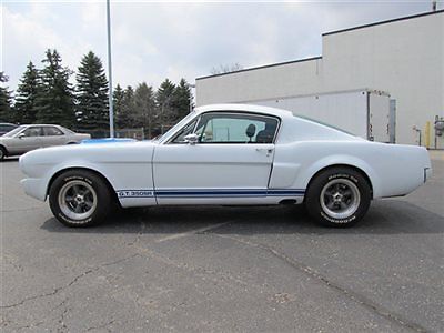 Ford : Mustang Fastback Unique 65 GT350SR