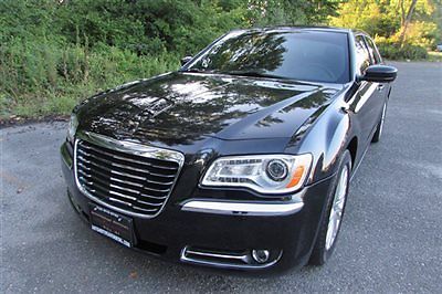 Chrysler : 300 Series 4dr Sedan AWD 2013 chrysler 300 awd black black navigation loaded 24 k miles we finance