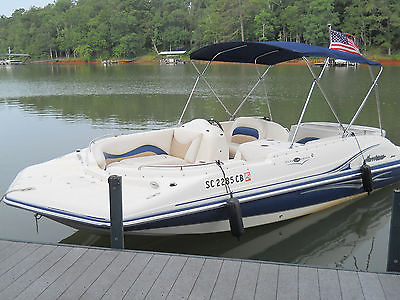 2007 Hurricane Deck Boat
