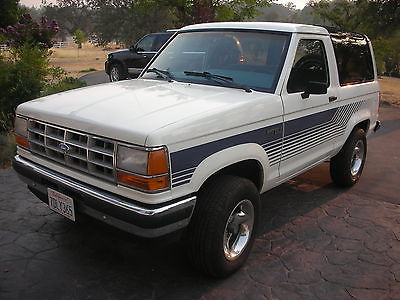 Ford : Bronco II XLT Sport Utility 2-Door 1990 ford bronco ii xlt sport utility 2 door 2.9 l