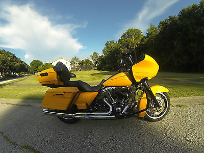 Harley-Davidson : Touring 2012 harley davidson fltrx road glide custom with detachable tour pack