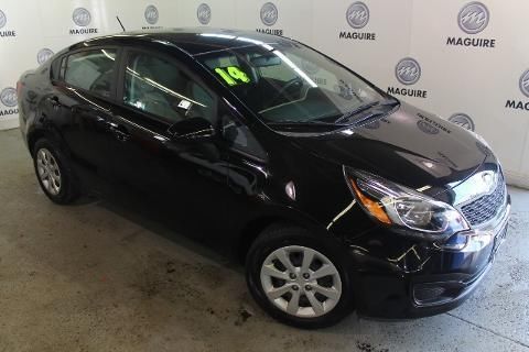 2014 KIA RIO 4 DOOR SEDAN