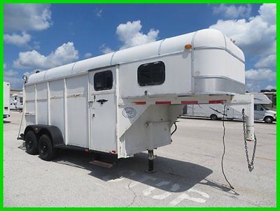 1995 Colt Horse Trailer w/ Changing Room Used