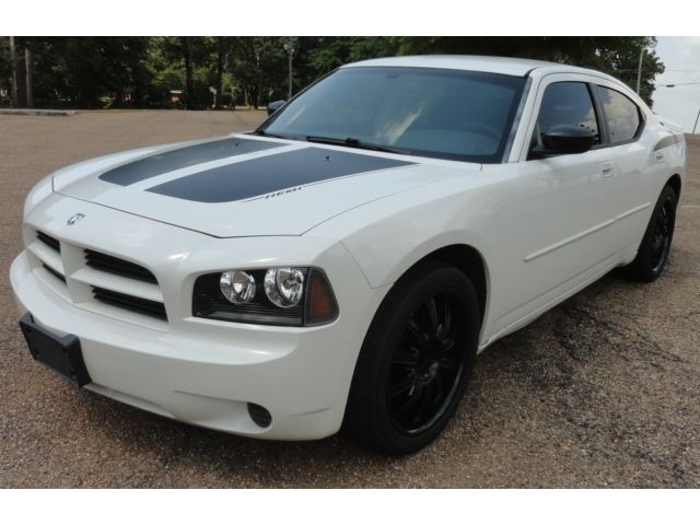 Dodge : Charger R/T OPTIONED HEMI ALLOY WHEELS SPOILER STEREO CD ICE COLD A/C Power Seat DUAL EXHAUST 20