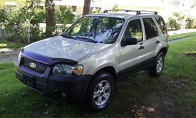 Ford : Escape XLT Sport Utility 4-Door 2005 ford escape nice running driving vehicle get it before winter
