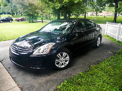 Nissan : Altima SE Black 2012 Nissan Altima SE, bought @ $17k in 12/2013, 4-door, 52k miles,