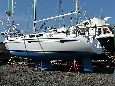 2004 Catalina 350