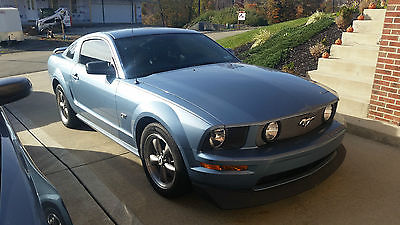 Ford : Mustang Gt 2005 ford mustang gt