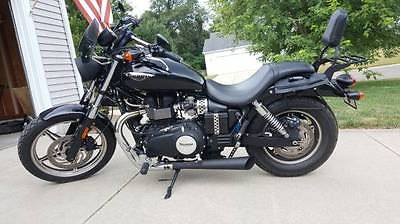 Triumph : Other 2011 triumph speedmaster with low miles extras