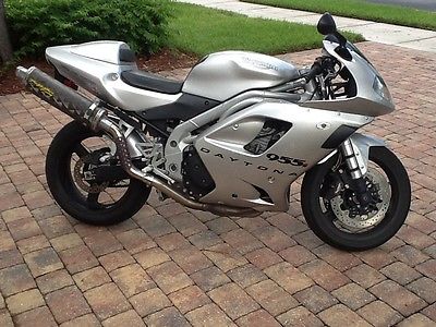 Triumph : Daytona Triumph Daytona 955i I 955 02 2002