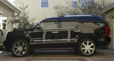 Cadillac : Escalade Luxury 2009 escalde luxury hard loaded power steps dvd screen radar sterio