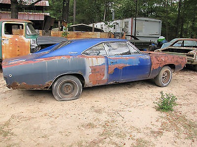 Dodge : Charger 0 1968 dodge charger body 383 hp car