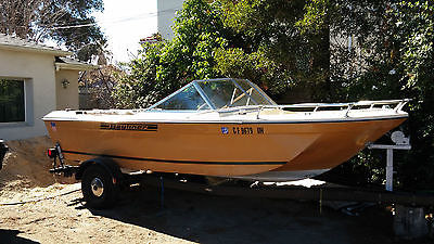 1974 Bayliner 17ft runabout boat with trailer