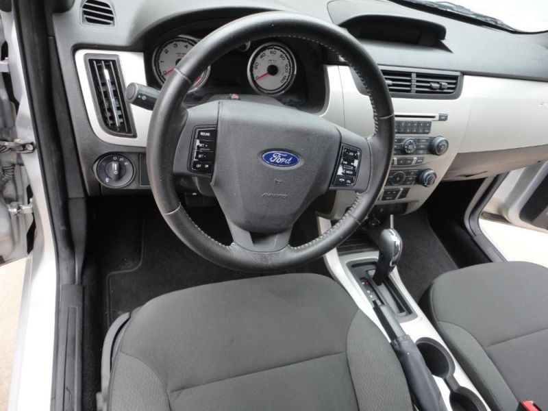 2008 Ford Focus SES, 2