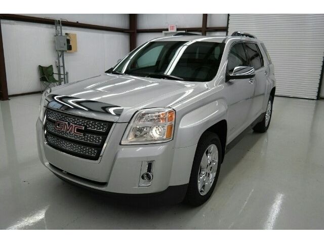 GMC : Terrain SLT-2 SLT-2 SUV 3.6L CD Chrome Exterior Appearance Package Safety Package 8 Speakers