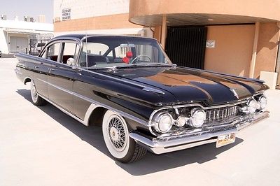 Oldsmobile : Ninety-Eight Arizona Original 98 Sedan