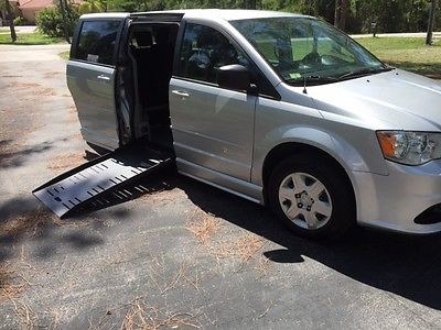Dodge : Grand Caravan SXT Mini Passenger Van 4-Door wheelchair van,handicap van braun entervan