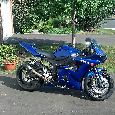 Yamaha : YZF-R Yamaha R6 Excellent Condition and LOW miles