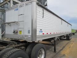 2011 Timpte Wilson Stoughton Grain Hopper (DR-897) Trailer