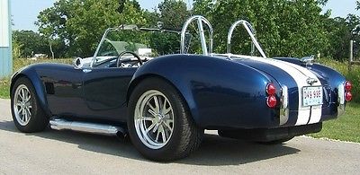 Shelby : Cobra 427 1966 shelby cobra replica classic blue with white strips