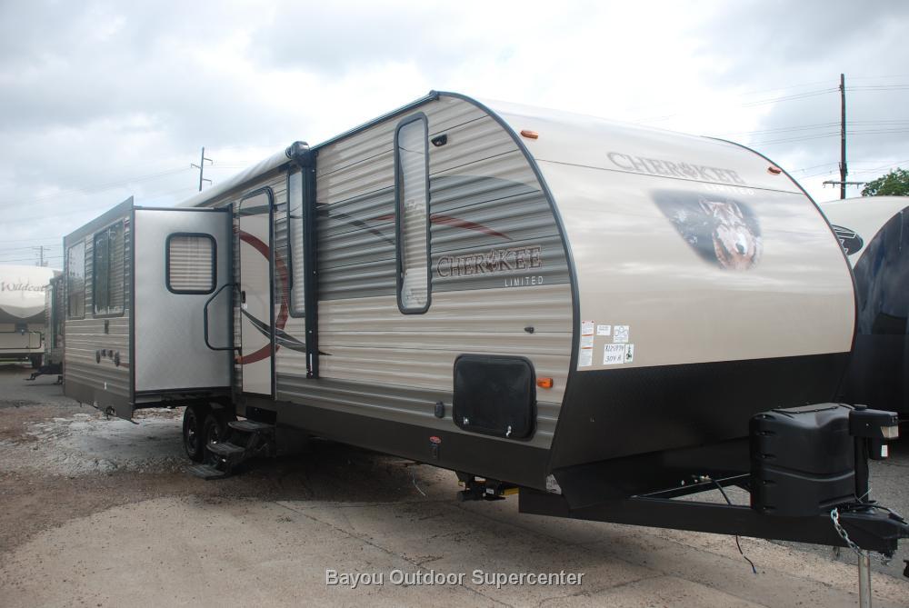 2017 Forest River Cherokee 304 R (Natural Interior)