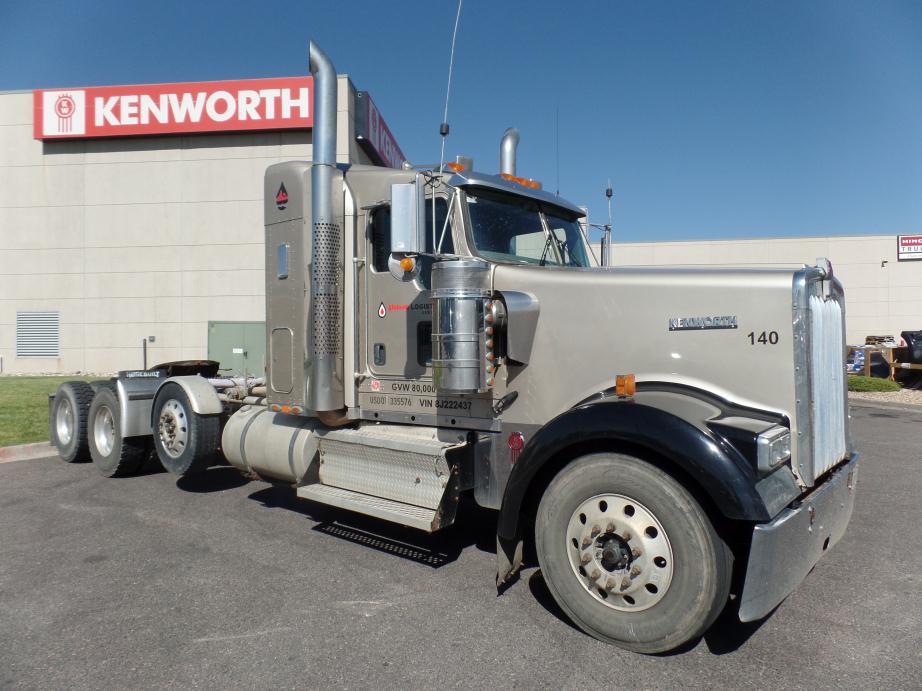 2008 Kenworth W900l  Conventional - Sleeper Truck