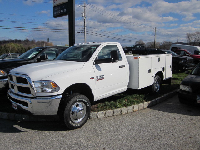 2016 Ram 3500 Chassis Tradesman/Slt  Utility Truck - Service Truck