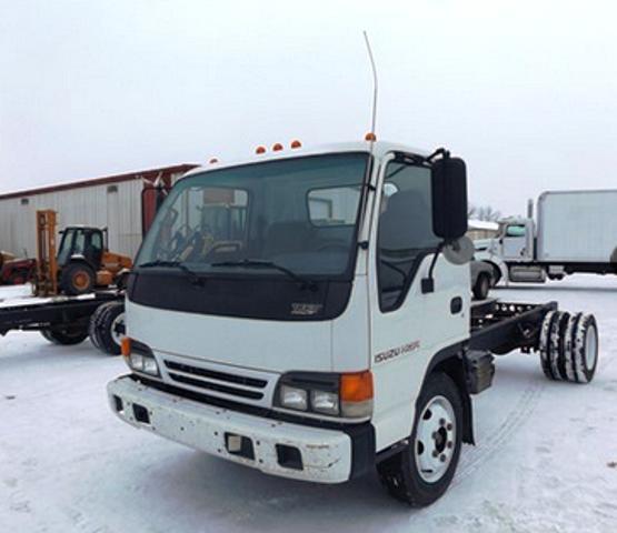 2005 Isuzu Nqr  Cab Chassis