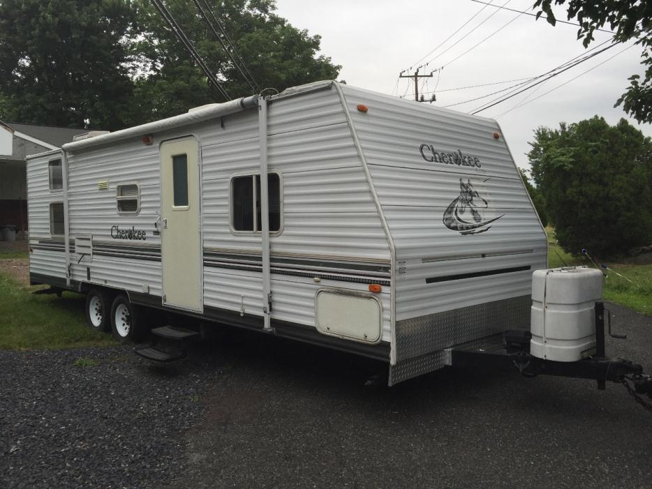 2004 Forest River Cherokee Lite 28A