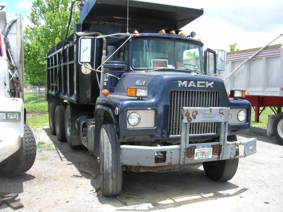 1987 Mack Dm686s  Dump Truck
