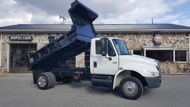 2006 International 4000 Series  Conventional - Day Cab