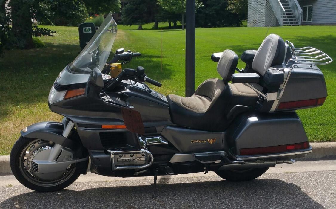 1996 Honda Magna