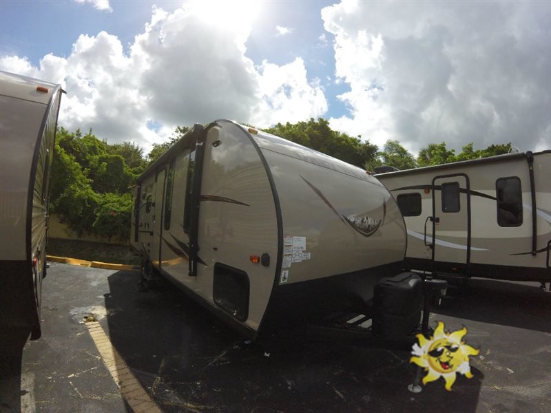 2017 Forest River Rv Cherokee Grey Wolf 22RR