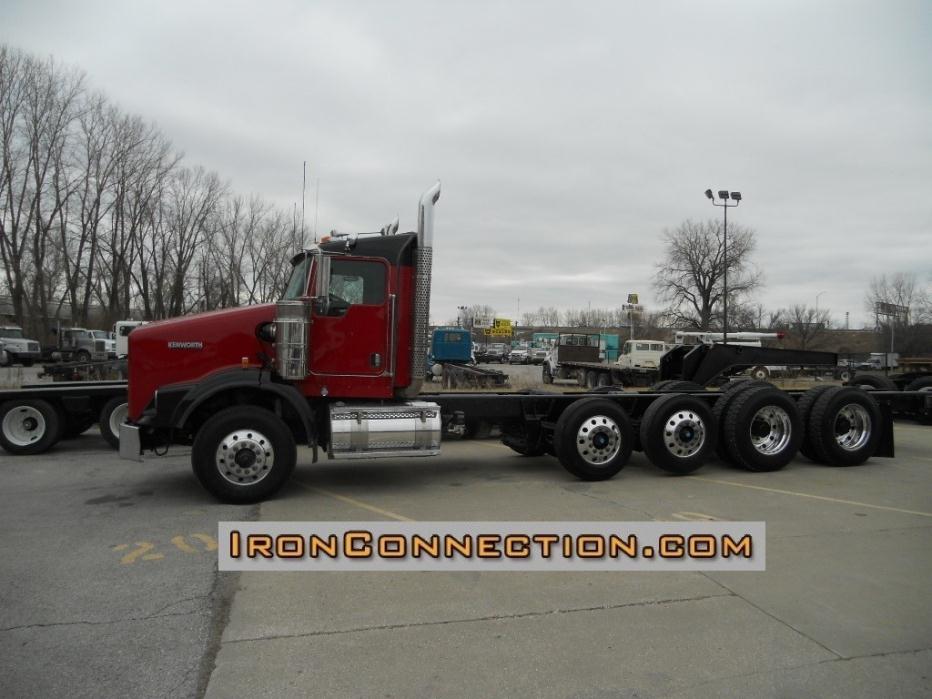 2009 Kenworth T800  Cab Chassis
