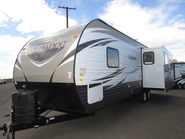 2017 Forest River Wildwood 27RLSS ALL POWER PACKAGE/CALL F