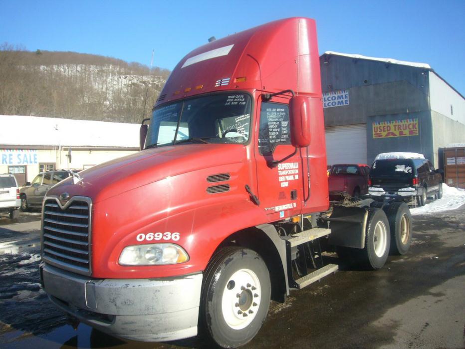 2006 Mack Cxn613  Conventional - Day Cab