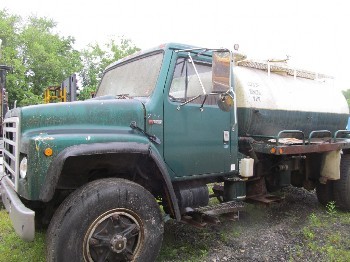 1979 International S1900  Tanker Truck