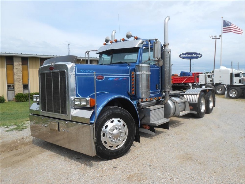 2007 Peterbilt 379exhd  Conventional - Day Cab
