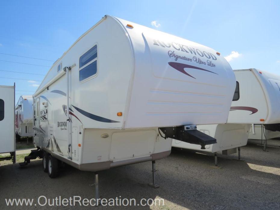 2008 Forest River Rockwood Signature8244WS
