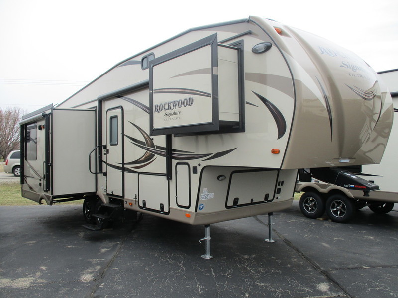 Forest River Rockwood Ultra Lite 8289ws Diamond RVs for sale
