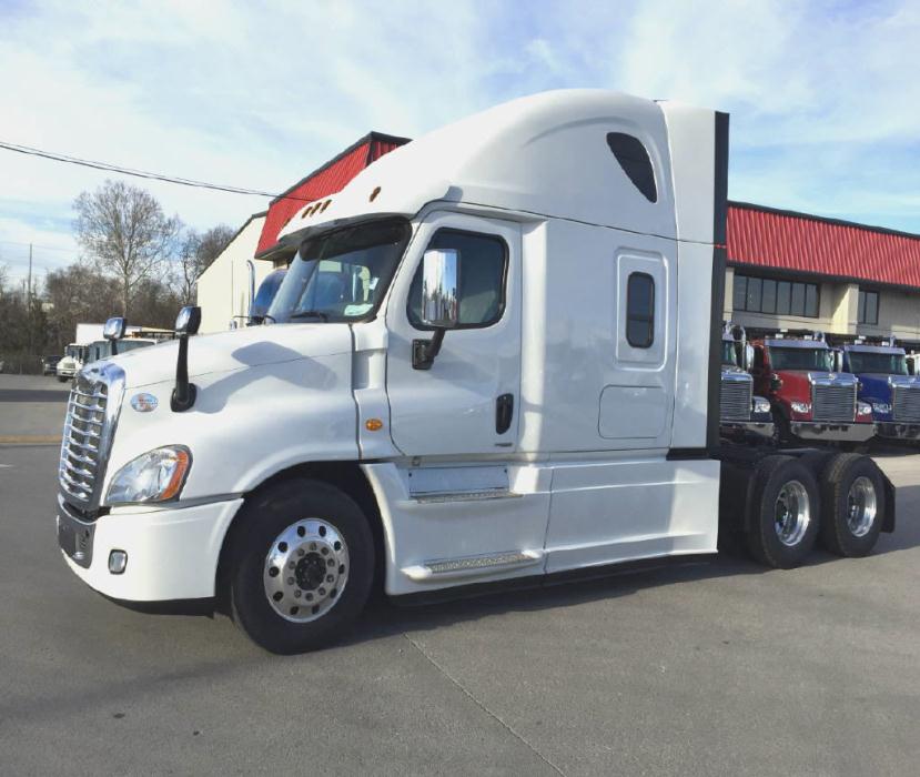 2016 Freightliner Cascadia Evo  Conventional - Day Cab