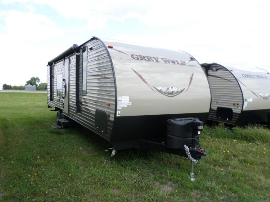 2017 Forest River Cherokee Grey Wolf 26RR